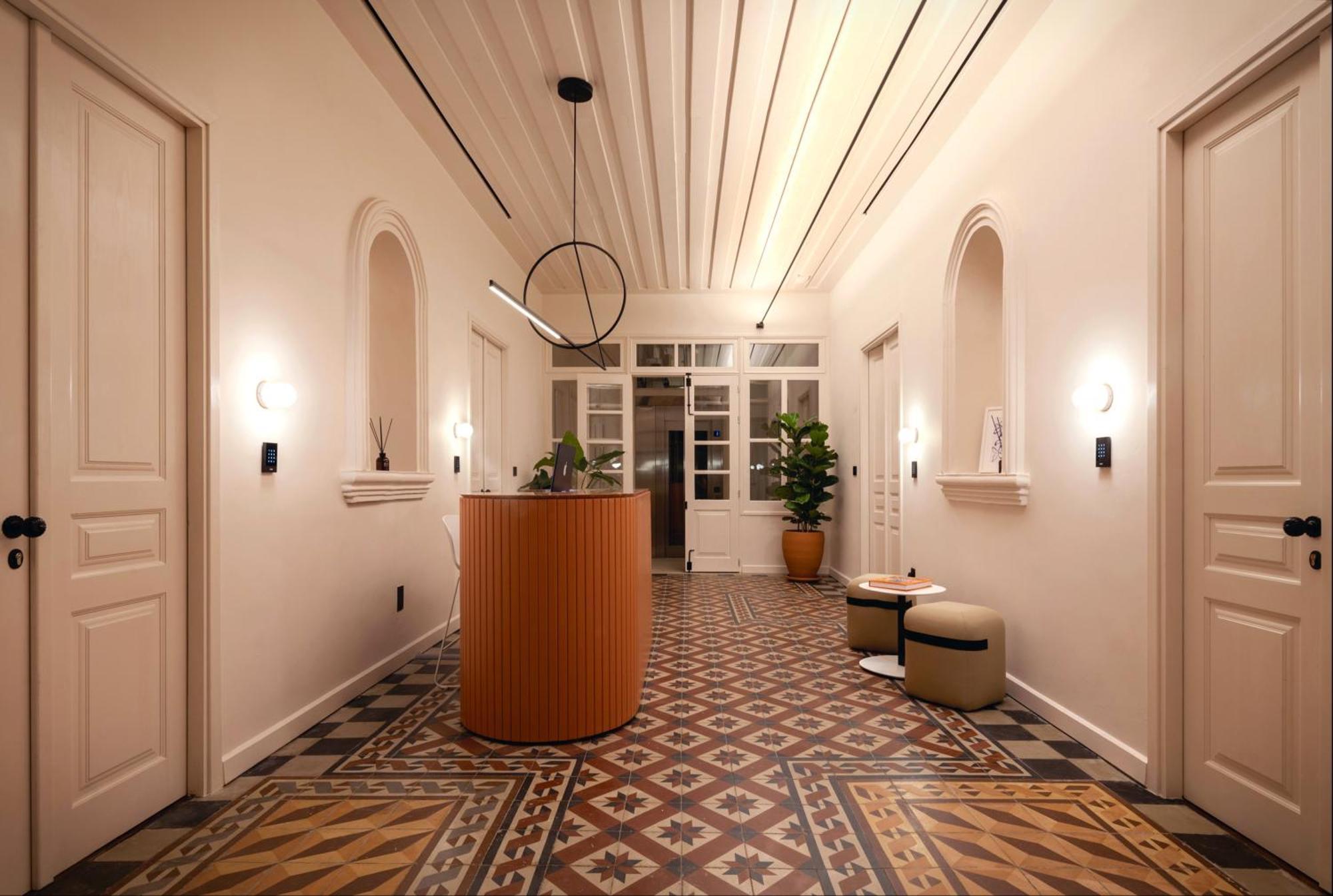 Heart Hotel Lemesós Eksteriør bilde
